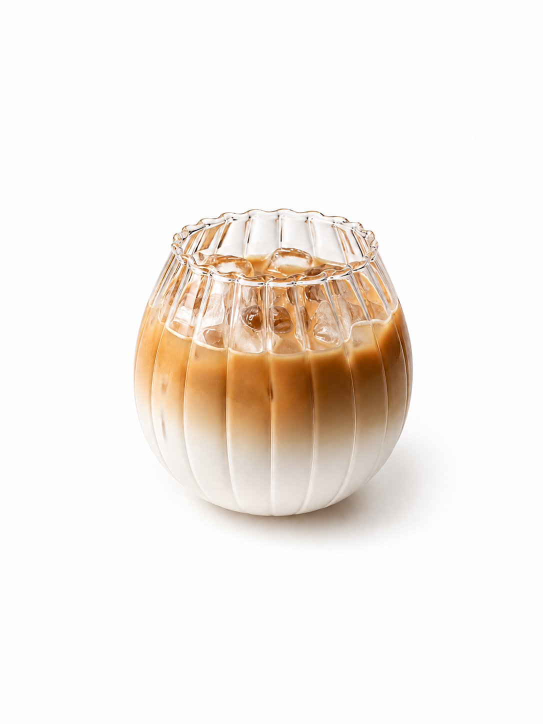 Geriffelter Glasbecher 400 ml mit Iced Coffee